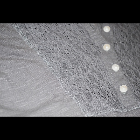 Gray Long Sleeve Tee - Lacey Bib Collar - Picture 3 of 3